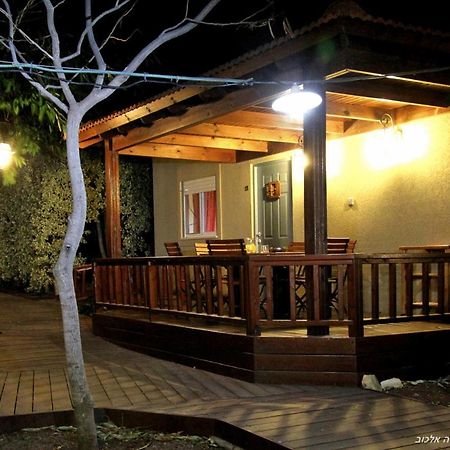 Golan Rooms At Sagi Family Country Lodging Ramot Exterior photo