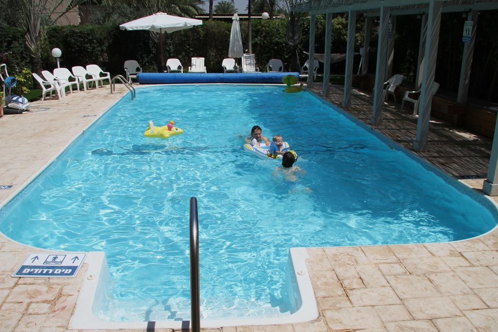 Golan Rooms At Sagi Family Country Lodging Ramot Exterior photo